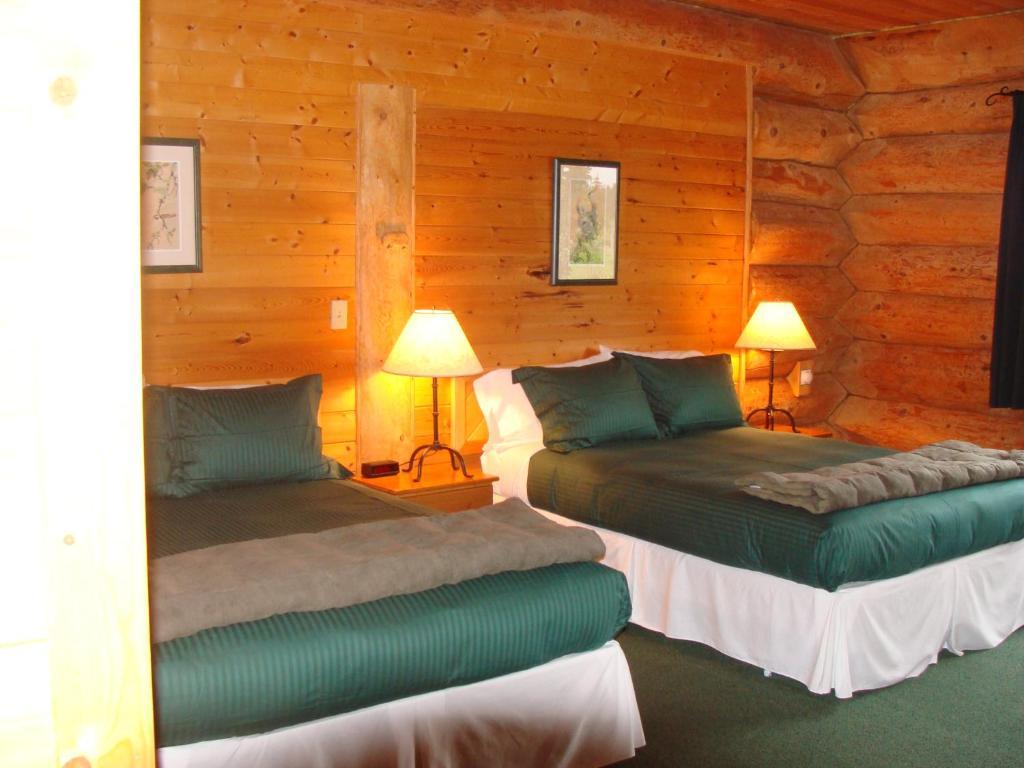 Bear Track Inn Густавус Номер фото